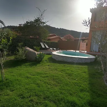 Rey Palma House 400 M Dal Mare Piscina Esclusiva Tatil Evi Costa Rei